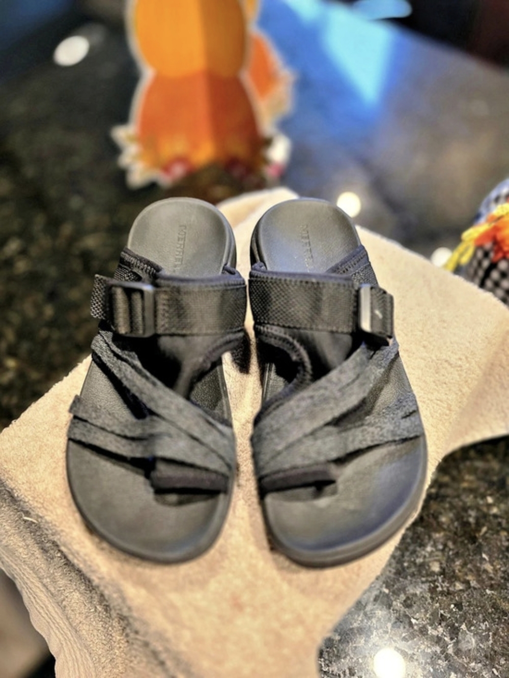 Merrell District 4 Post Sandal Black Sport Sandals